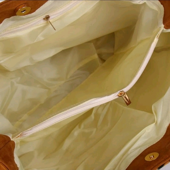 NWOT Leopard Fringe Faux Suede Shoulder Hobo Handbag - Picture 3 of 6